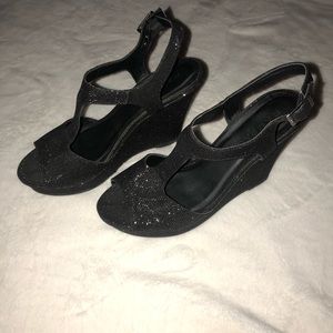Black sparkly wedges